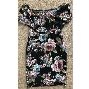 Off the shoulder floral maternity dress